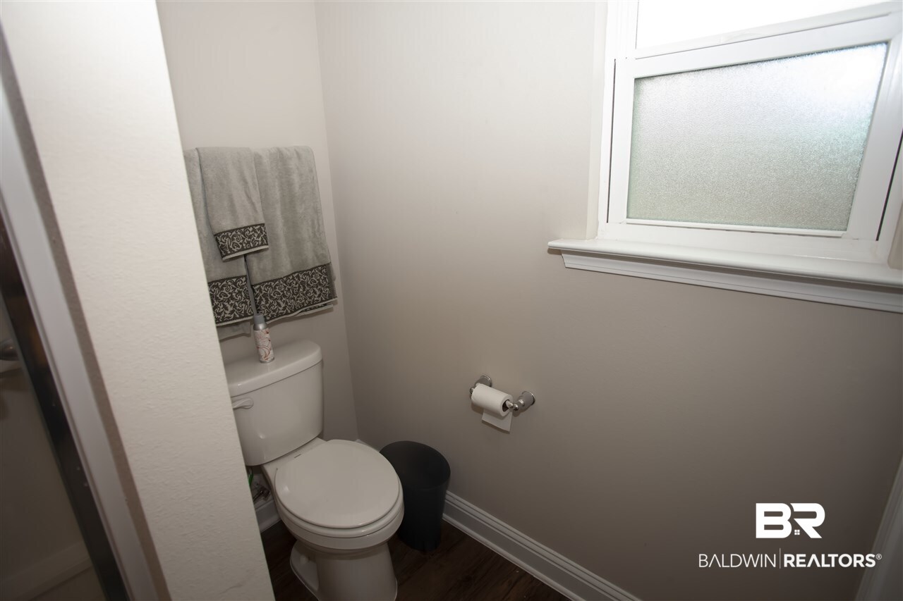 31172 C Thicket Way Daphne, AL 36527 - Photo 20 of 26 Master Bathroom
