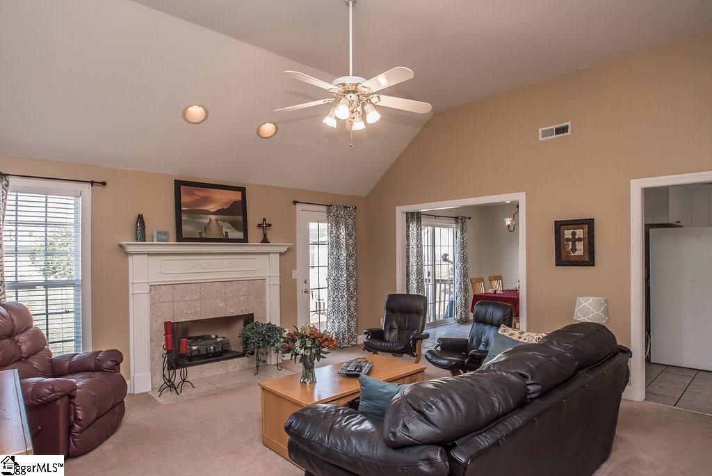 132 Cherrywood Road Woodruff, SC 29388 - Photo 11 of 31 Gallery Image 11