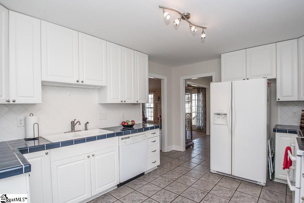 132 Cherrywood Road Woodruff, SC 29388 - Photo 19 of 31 Gallery Image 19