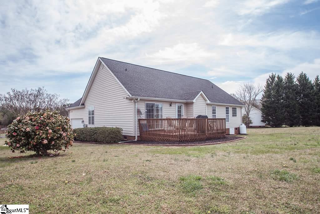 132 Cherrywood Road Woodruff, SC 29388 - Photo 6 of 31 Gallery Image 6