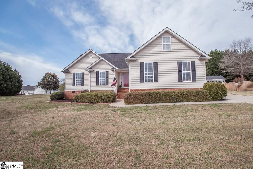 132 Cherrywood Road Woodruff, SC 29388 - Photo 9 of 31 Gallery Image 9