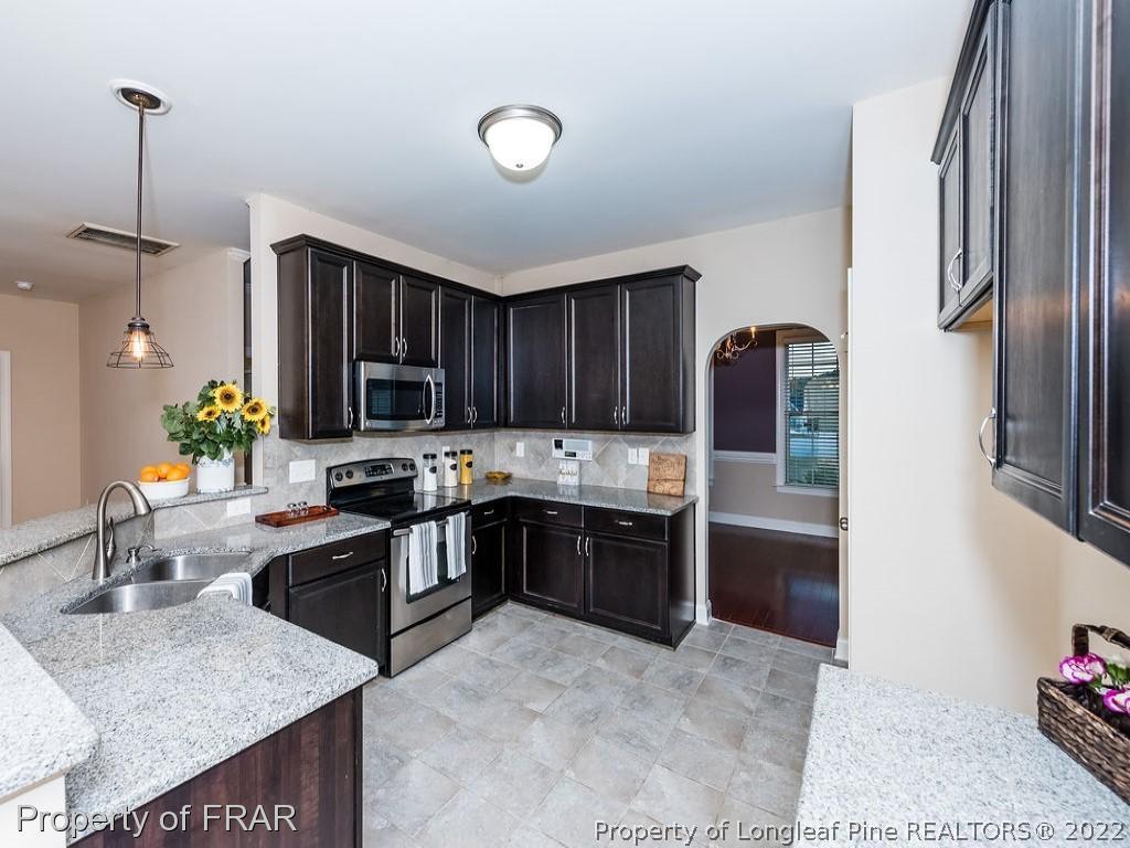 109 Revolutionary Road Cameron, NC 28326 - Photo 6 of 27 Gallery Image 6