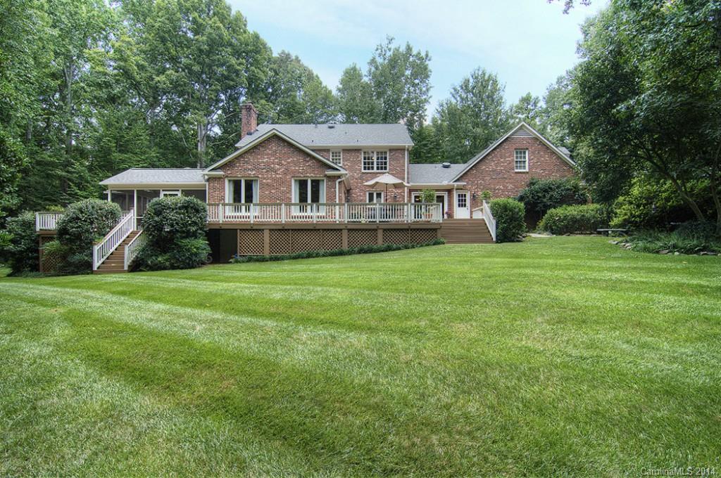 2828 Foxfire Road Charlotte, NC 28270 - Photo 2 of 24 Gallery Image 2