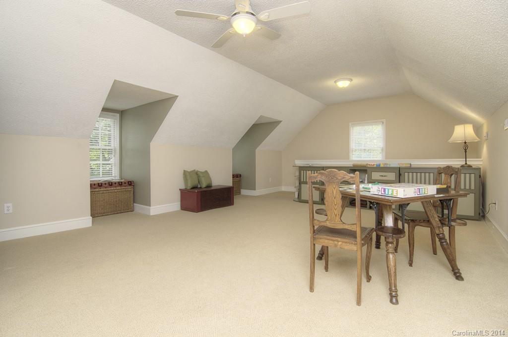 2828 Foxfire Road Charlotte, NC 28270 - Photo 24 of 24 Gallery Image 24