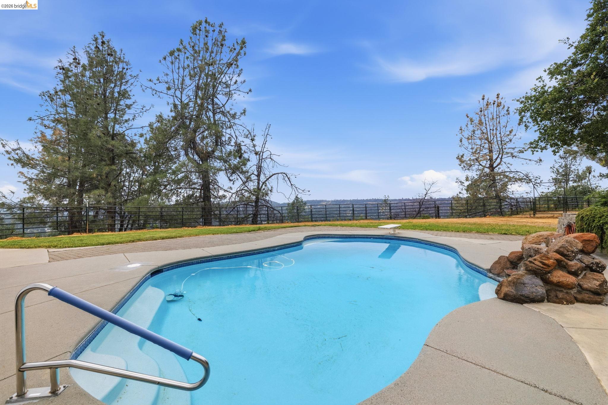 19466 Mira Monte Road Tuolumne, CA 95379 - Photo 38 of 43