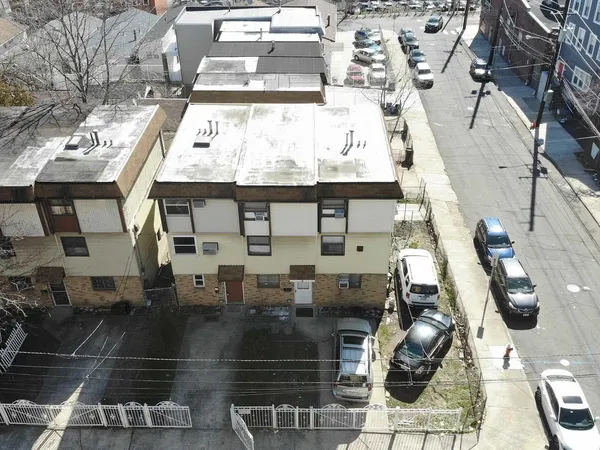 $4,000 | 4 Gray Street, Jersey City, NJ 07302