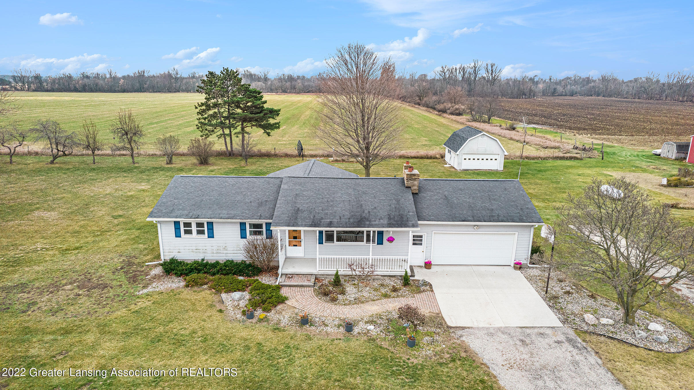 2260 East French Road St. Johns, MI 48879 - Photo 20 of 23 front