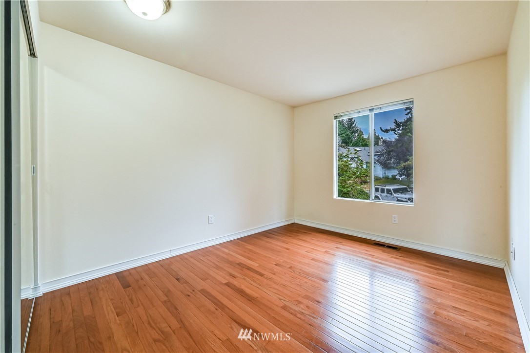 11709 Northeast 166th Court Bothell, WA 98011 - Photo 17 of 22 Gallery Image 17