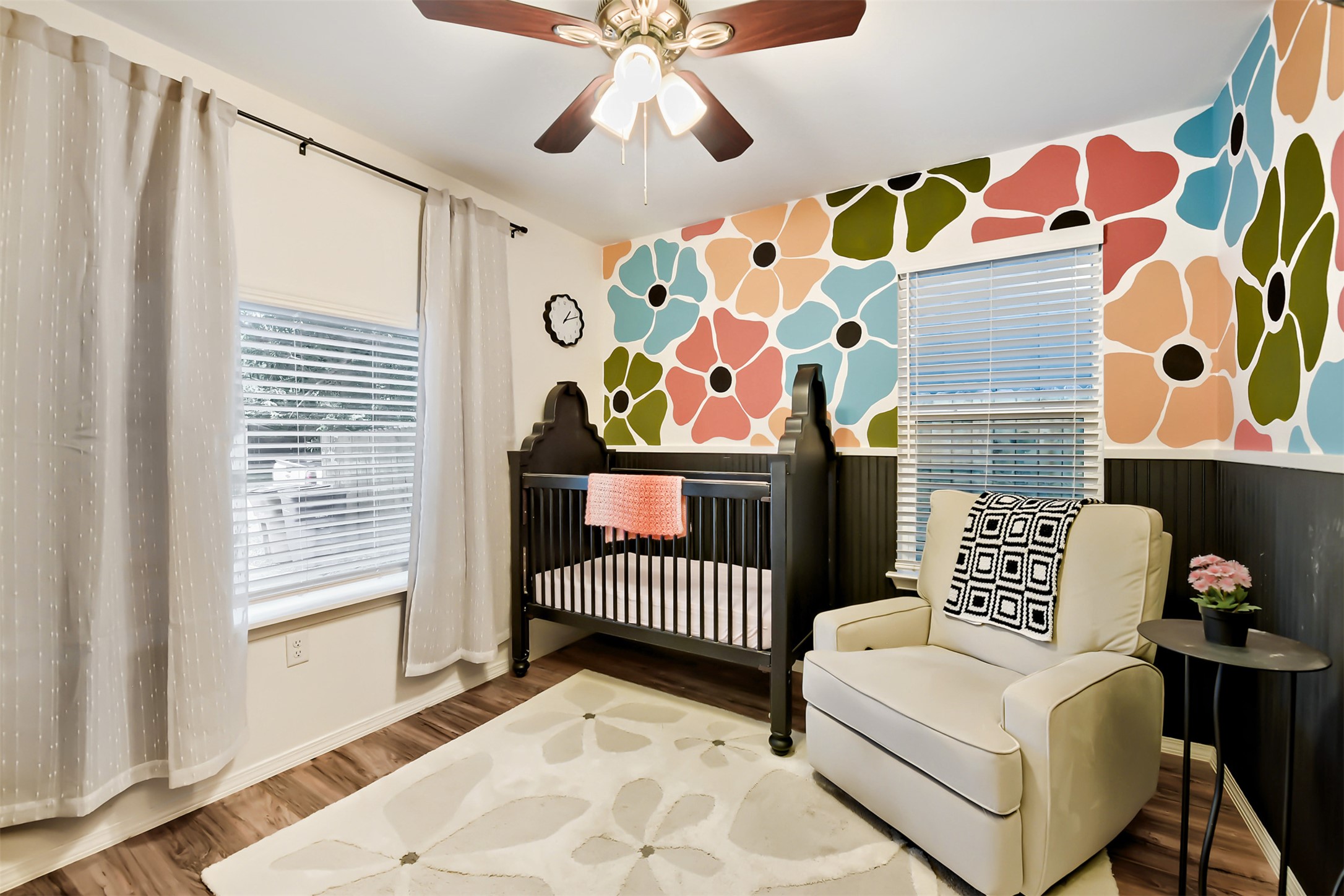 6105 Palm Circle Austin, TX 78741 - Photo 20 of 29 a bedroom with a bed and a window