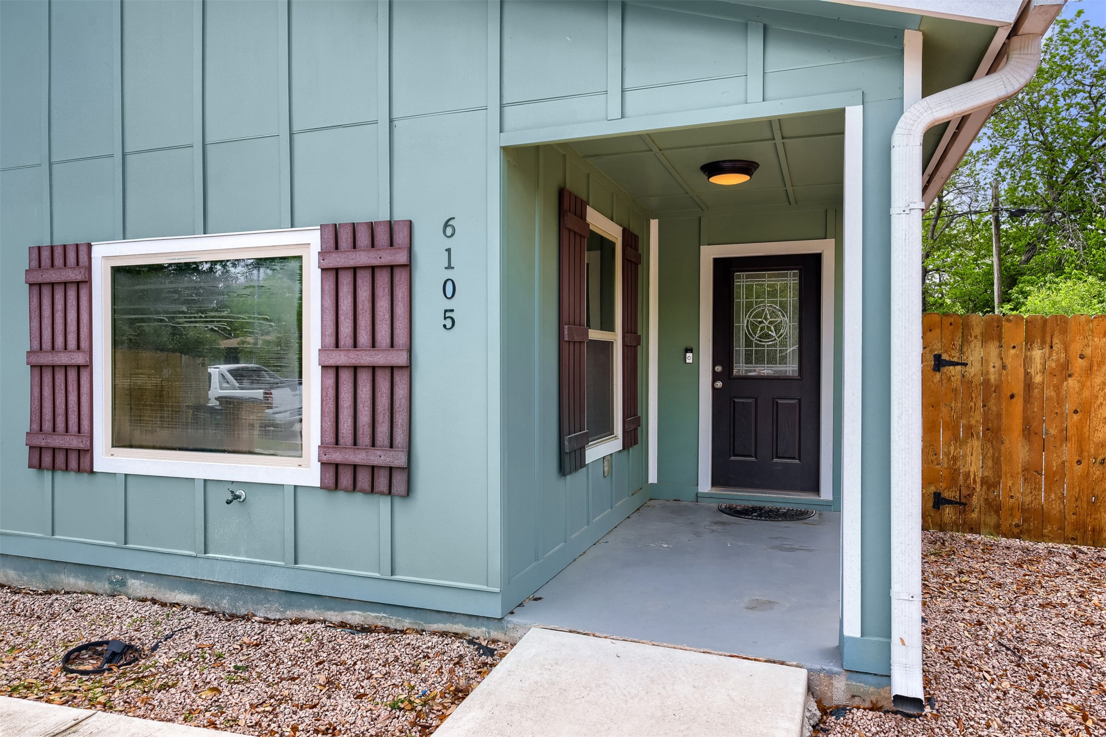 6105 Palm Circle Austin, TX 78741 - Photo 5 of 29 a view of a door house with a porch