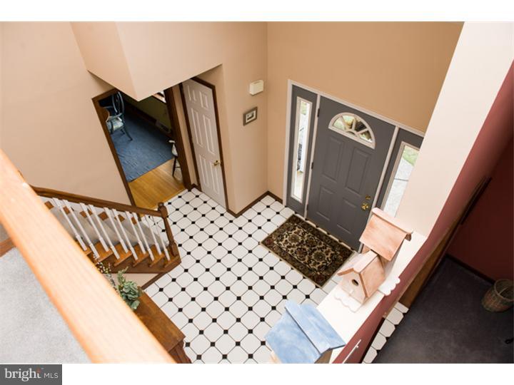 4552 Greenfield Road Bethlehem, PA 18017 - Photo 3 of 25 Gallery Image 3