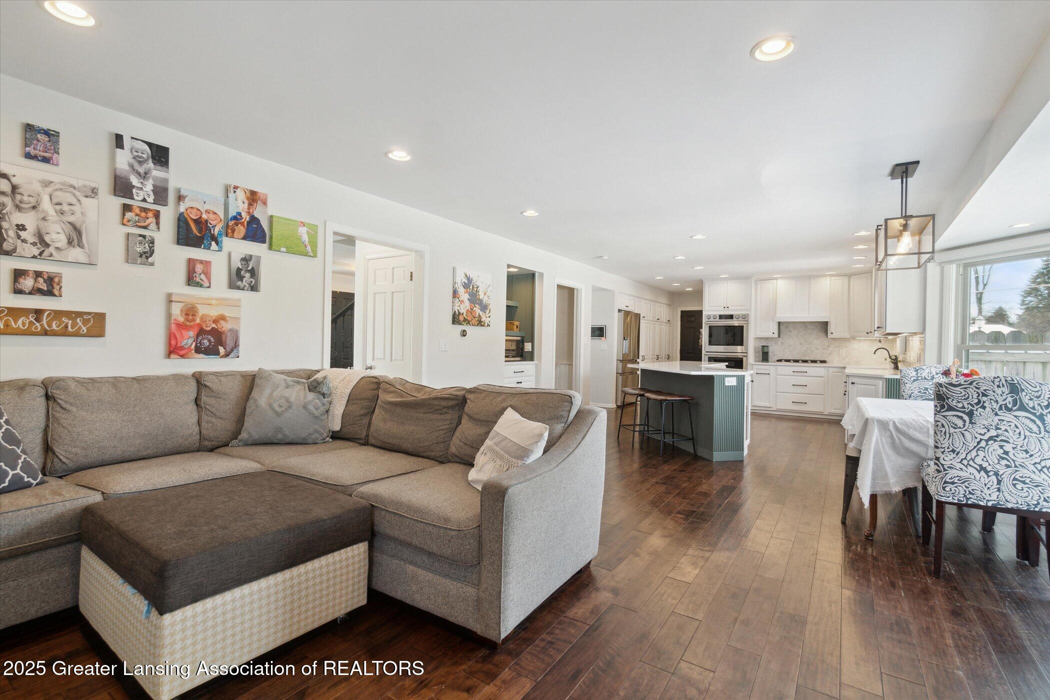 1413 Old Mill Road East Lansing, MI 48823 - Photo 16 of 59 16-1413-Old-Mill-Rd-East-Lansing-MI-4882