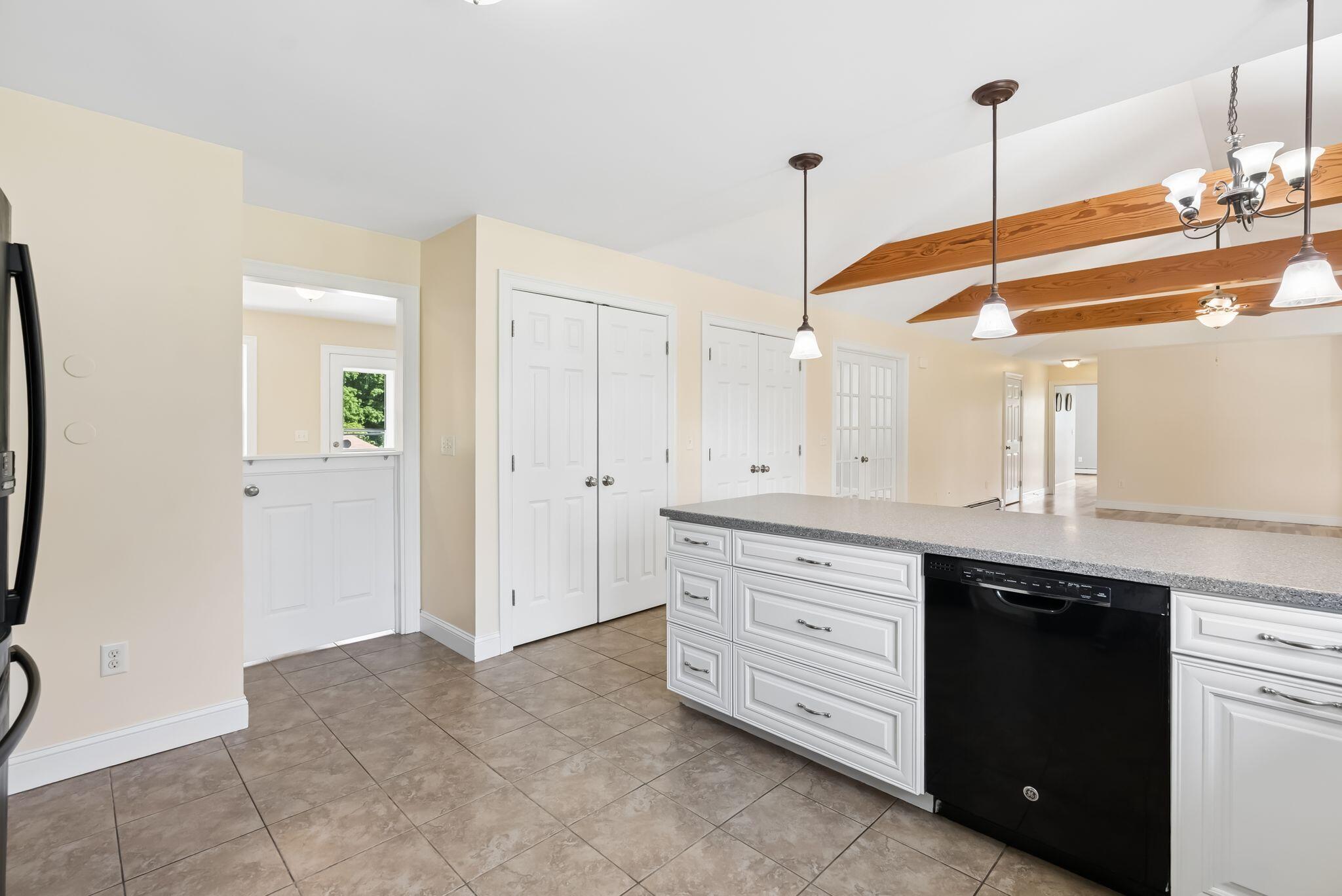 81 Swett Road Windham, ME 04062 - Photo 13 of 60 DSC01737