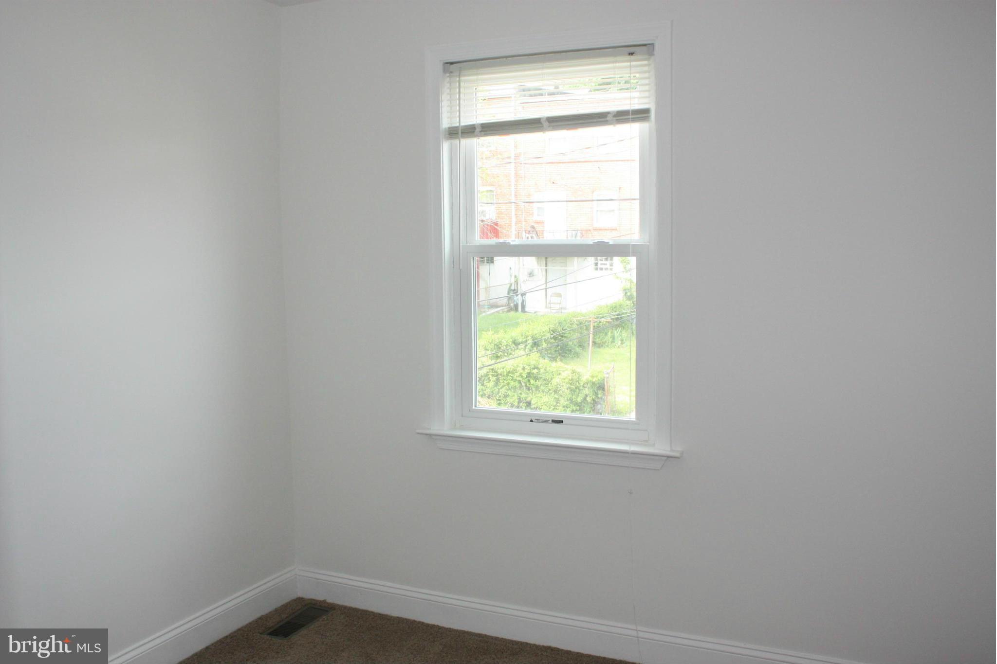3806 Flowerton Road Baltimore, MD 21229 - Photo 22 of 23 Bedroom