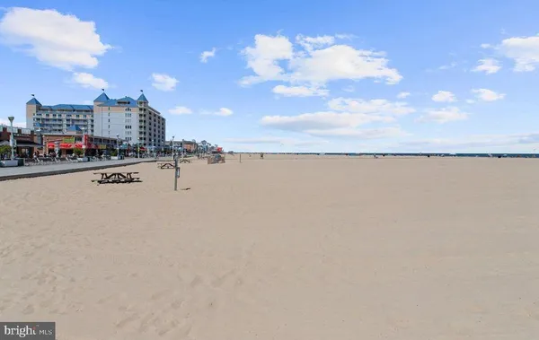 $2,100 | 11 91st Street, Unit 201, Ocean City, MD 21842