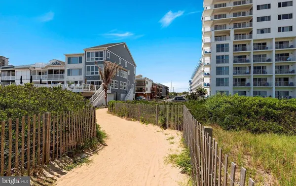 $2,100 | 11 91st Street, Unit 201, Ocean City, MD 21842