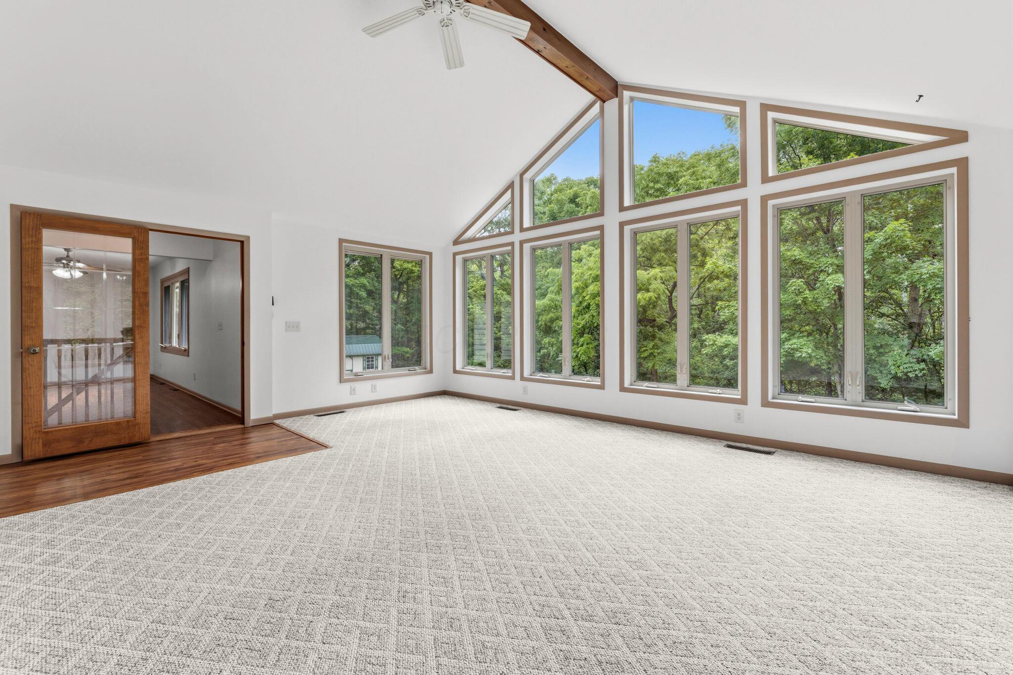 926 South Hempstead Road Westerville, OH 43081 - Photo 15 of 58 Living Room