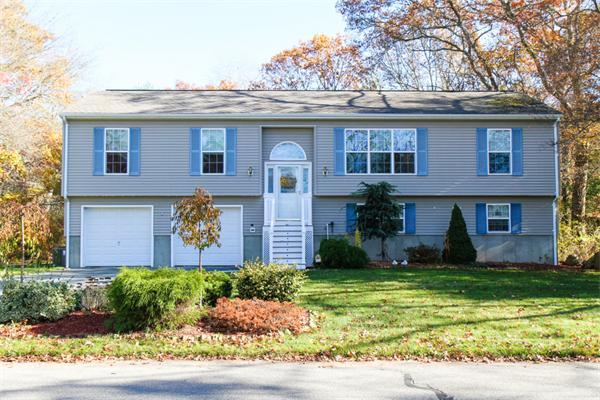 43 Shaw Road Fairhaven, MA 02719 - Photo 3 of 23 Gallery Image 3