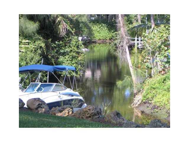 495 Southwest Rustic Circle Stuart, FL 34997 - Photo 2 of 17 Additional Photo