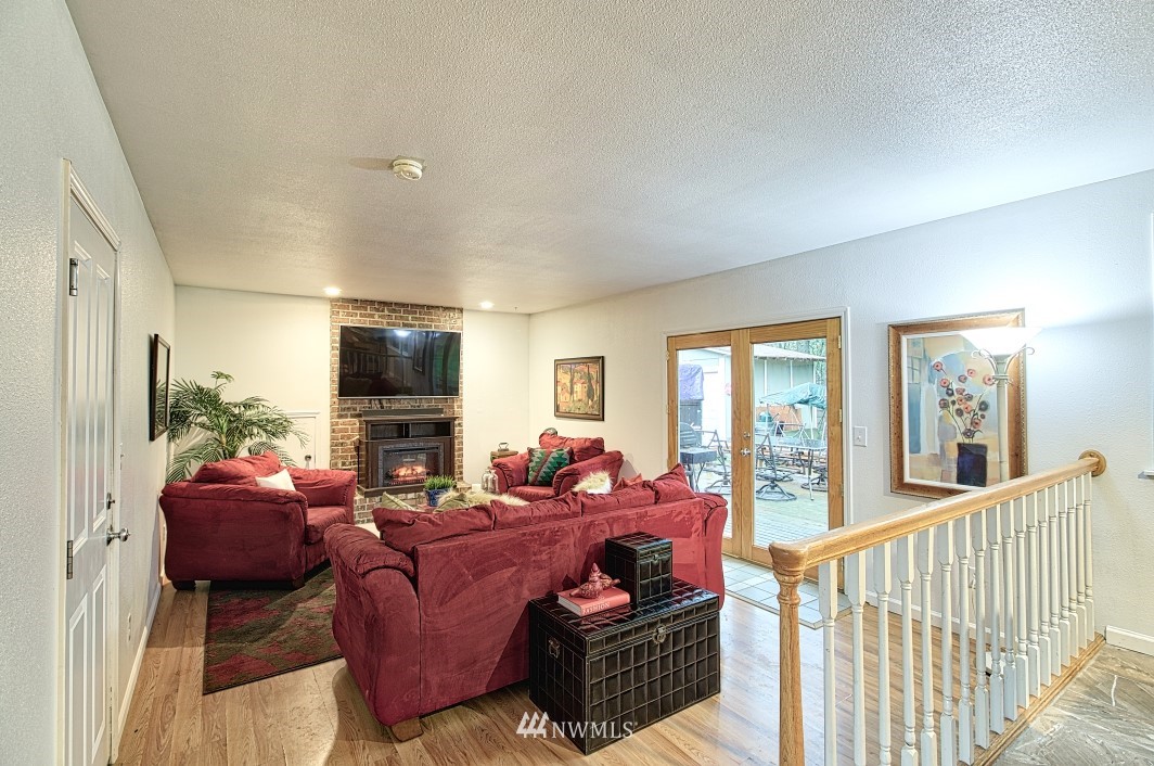 4129 Jewell Road Bothell, WA 98012 - Photo 10 of 19