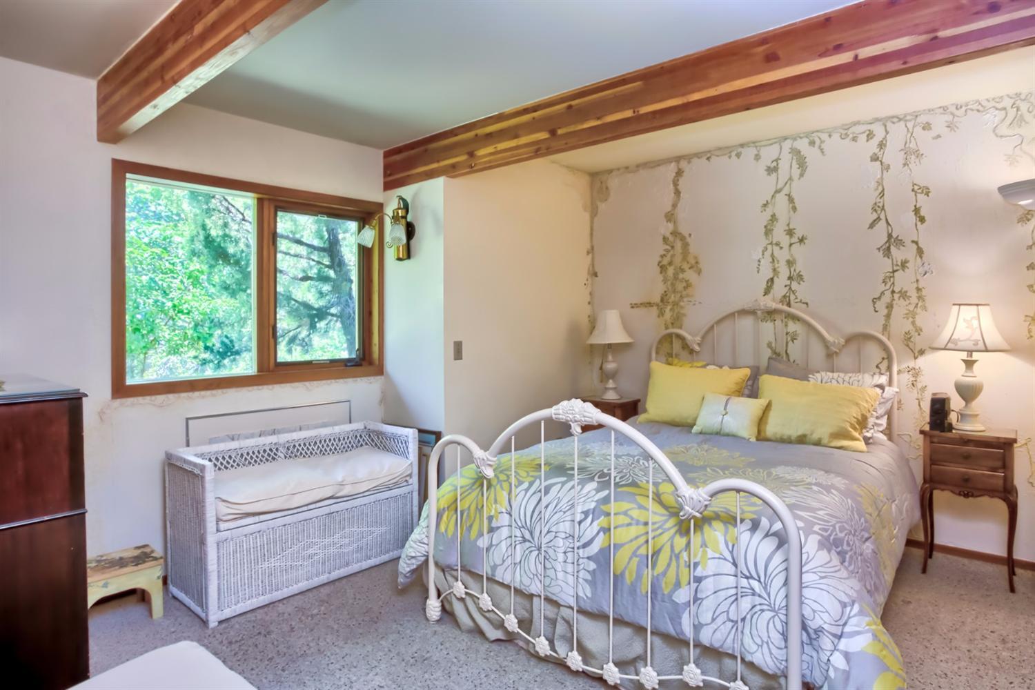 7151 Upper Applegate Road Jacksonville, OR 97530 - Photo 22 of 35 Additional Photo