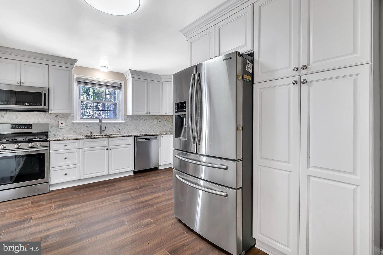 32 Cranbury Road Princeton Junction, NJ 08550 - Photo 14 of 22