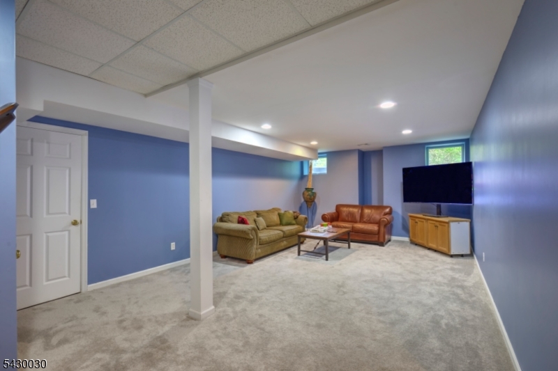 77 Riverside Drive Bernards, NJ 07920 - Photo 27 of 39
