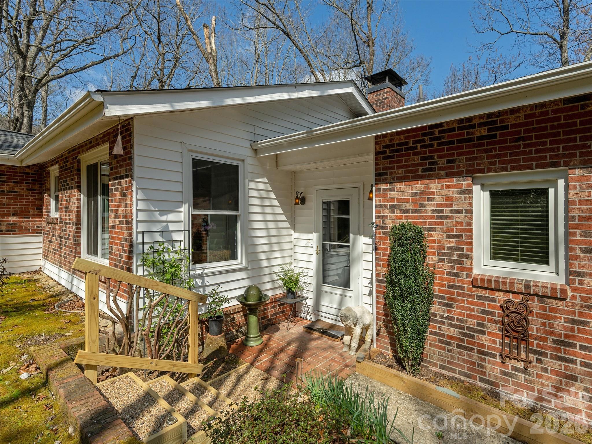 54 Bear Rock Loop Road Hendersonville, NC 28739 - Photo 3 of 21