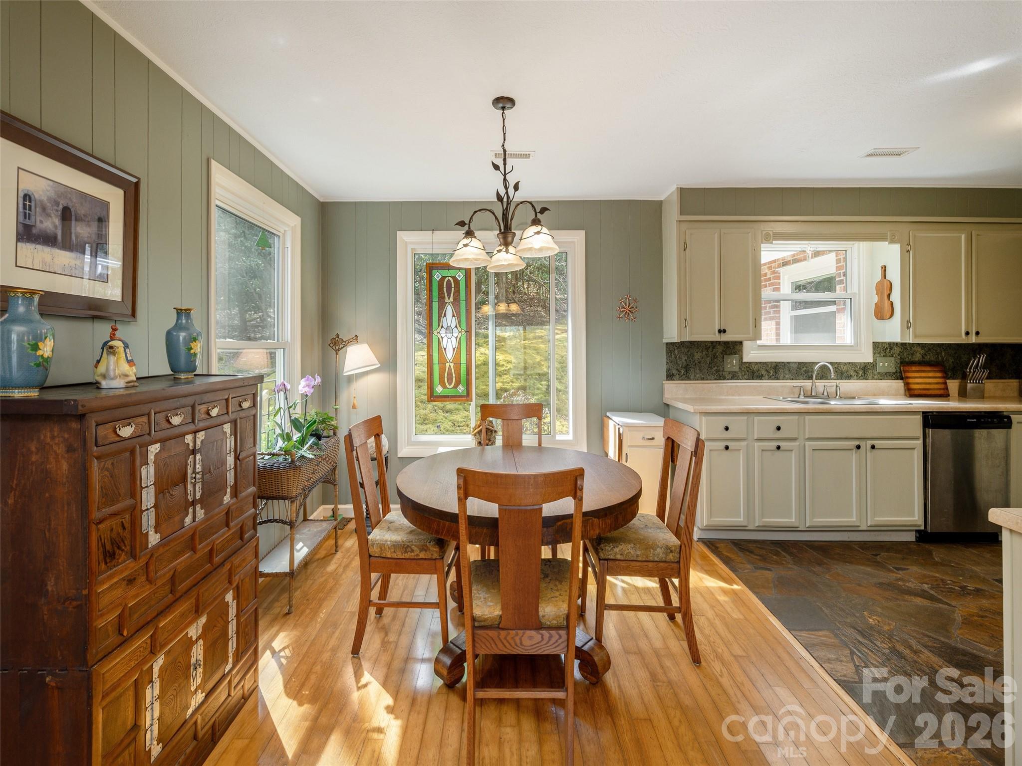 54 Bear Rock Loop Road Hendersonville, NC 28739 - Photo 10 of 21