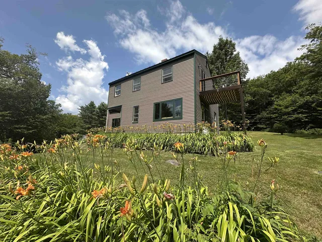 $519,000 | 16 Nutmeg Lane, West Dover, VT 05356