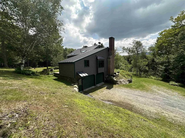 $519,000 | 16 Nutmeg Lane, West Dover, VT 05356