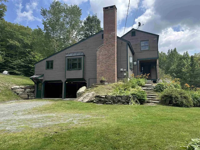 $519,000 | 16 Nutmeg Lane, West Dover, VT 05356