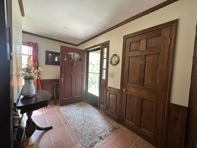 $519,000 | 16 Nutmeg Lane, West Dover, VT 05356