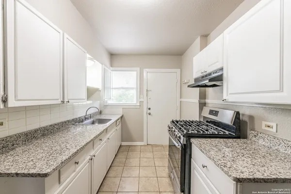 $1,195 | 217 Natalen Avenue, Unit 3, San Antonio, TX 78209