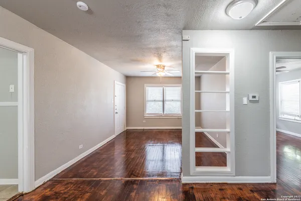 $1,195 | 217 Natalen Avenue, Unit 3, San Antonio, TX 78209