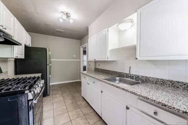 $1,195 | 217 Natalen Avenue, Unit 3, San Antonio, TX 78209