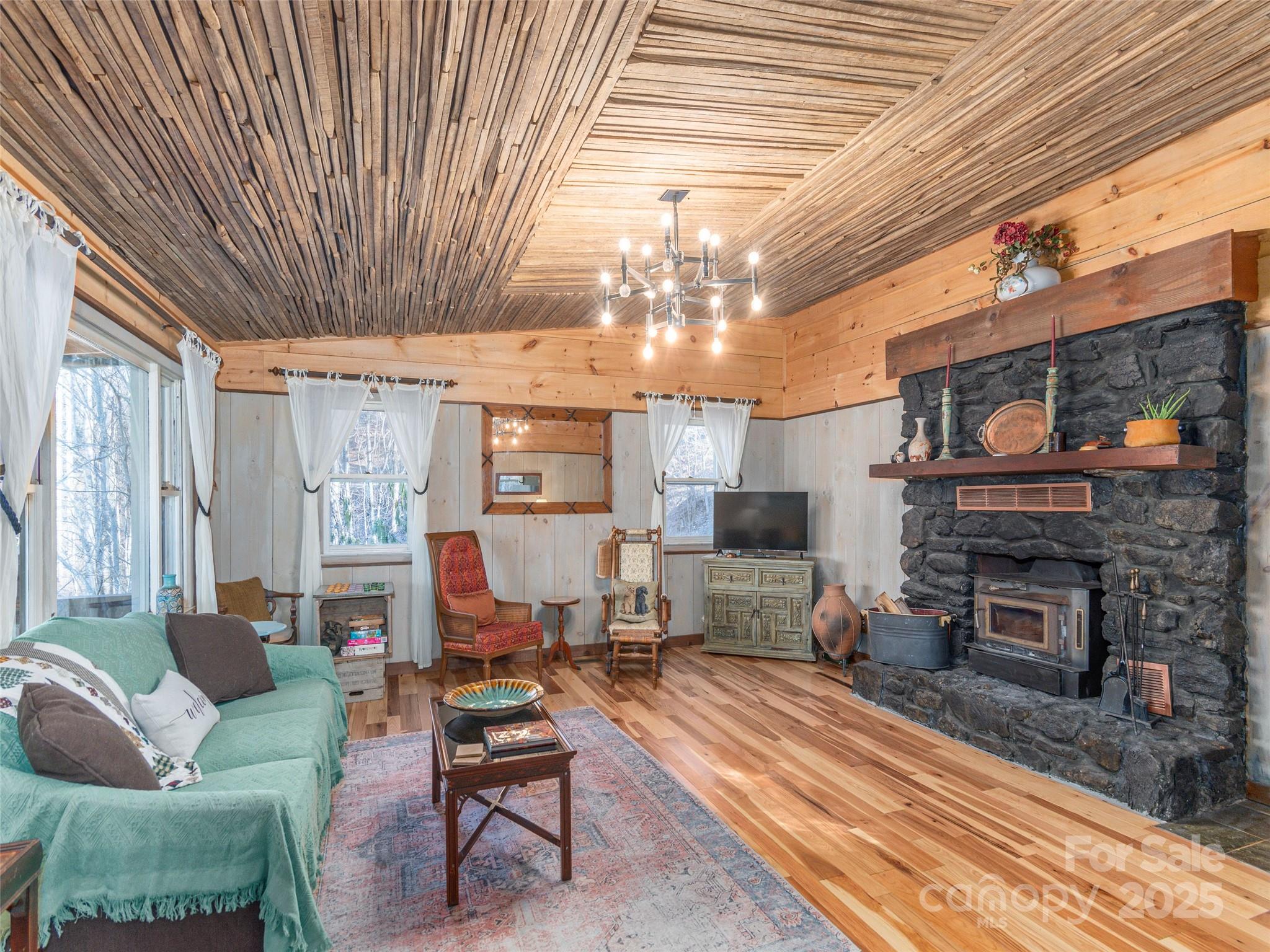 83 Rocky Rdg Road Sylva, NC 28779 - Photo 1 of 28 Gallery Image 1