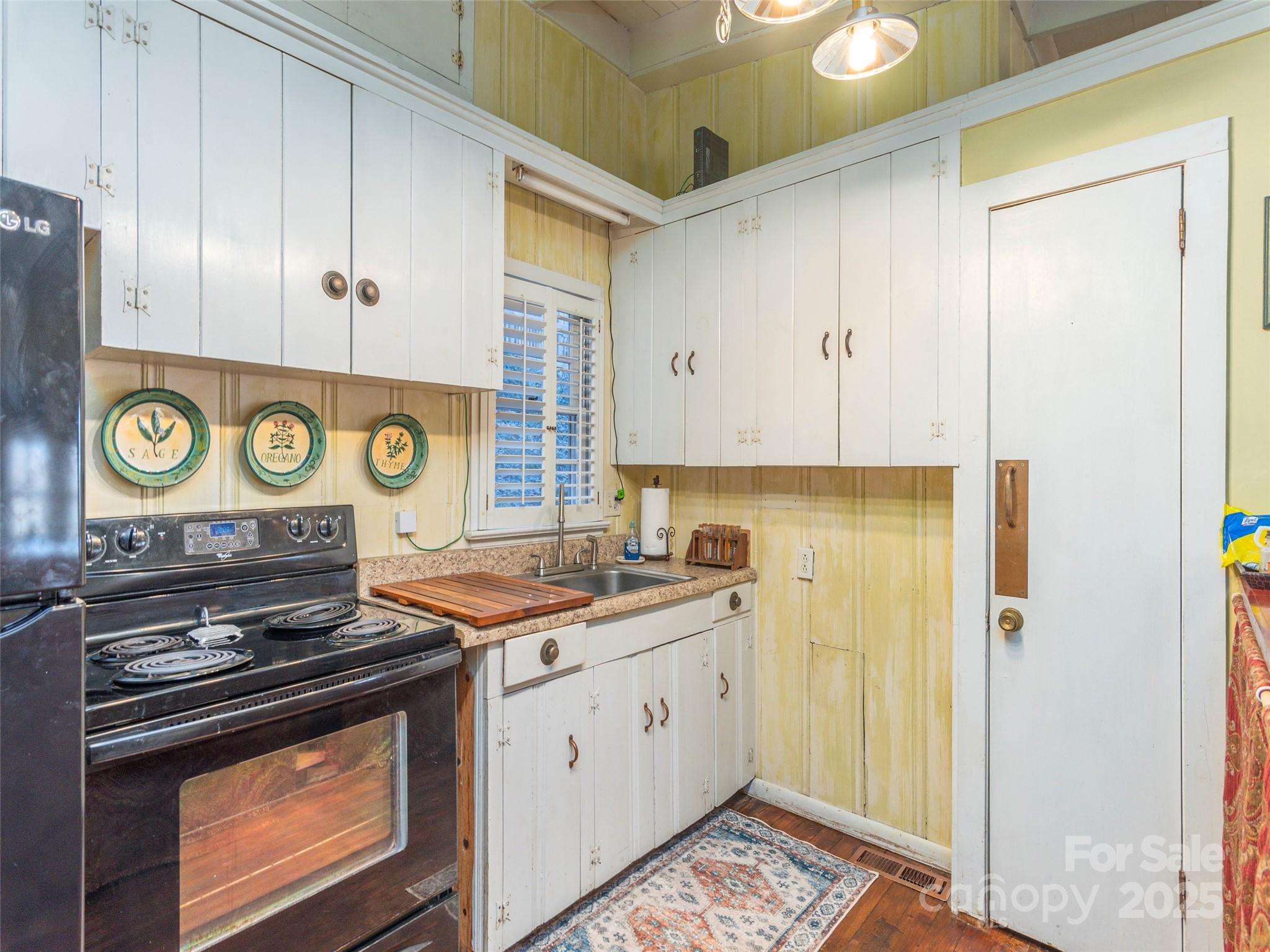 83 Rocky Rdg Road Sylva, NC 28779 - Photo 9 of 28 Gallery Image 9