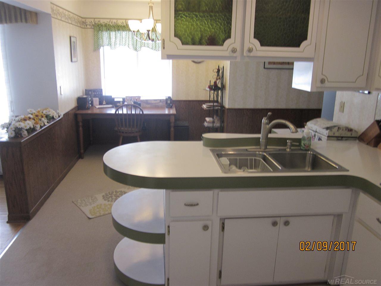 54055 Mound Road Utica, MI 48316 - Photo 13 of 30 KITCHEN