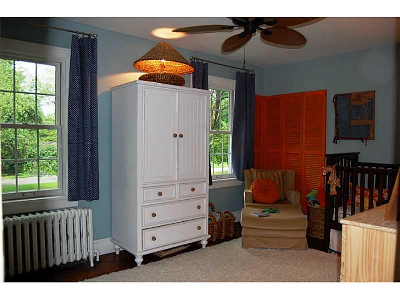 5718 Meridian Road Gibsonia, PA 15044 - Photo 17 of 25 Bedroom.