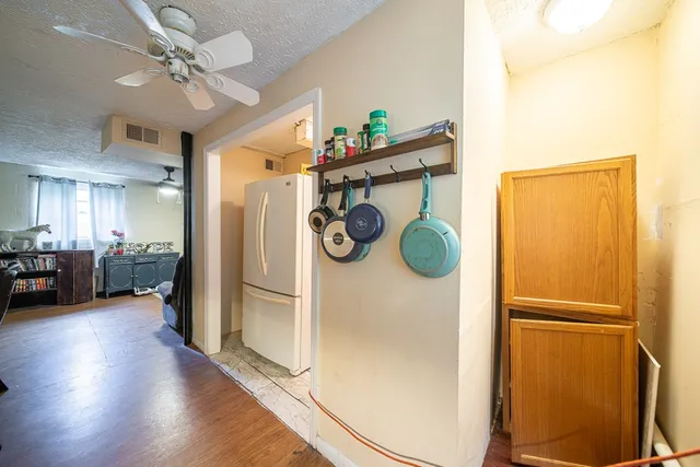 a view of entryway with livingroom and furniture