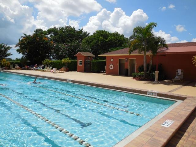 28 Mansfield B Boca Raton, FL 33434 - Photo 23 of 26 CV outdoor clbhse pool for exercising