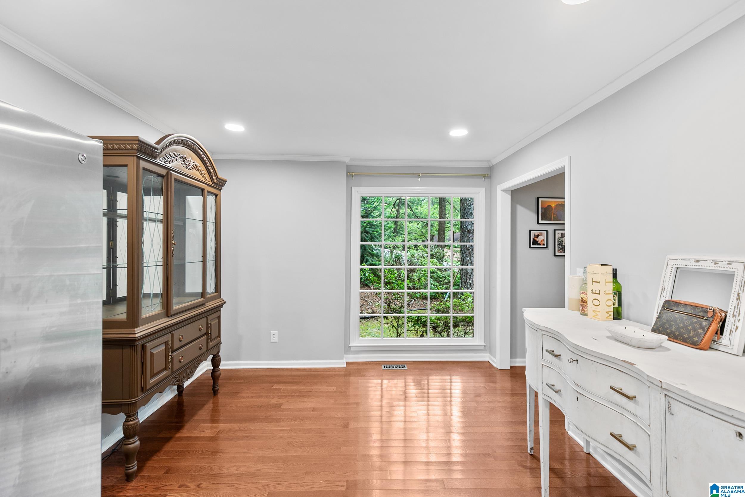2013 Crossvine Road Birmingham, AL 35244 - Photo 11 of 41