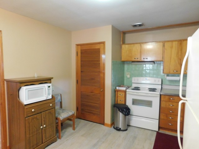 706 North 10th Street Rochelle, IL 61068 - Photo 7 of 19