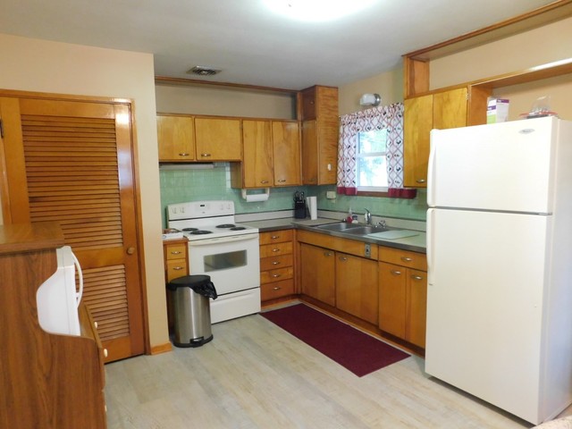 706 North 10th Street Rochelle, IL 61068 - Photo 9 of 19