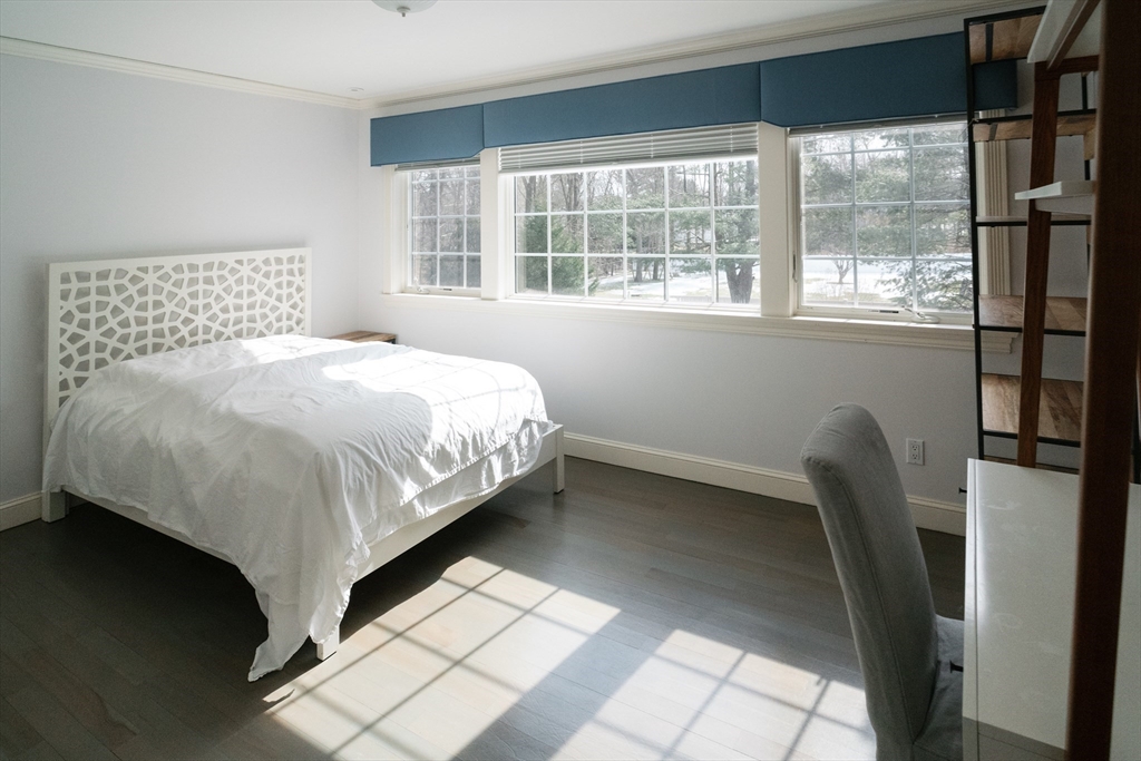7 Rockport Road Weston, MA 02493 - Photo 22 of 39 Gallery Image 22