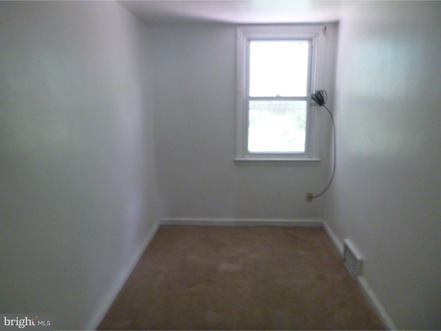 11 Concord Road Darby, PA 19023 - Photo 8 of 13