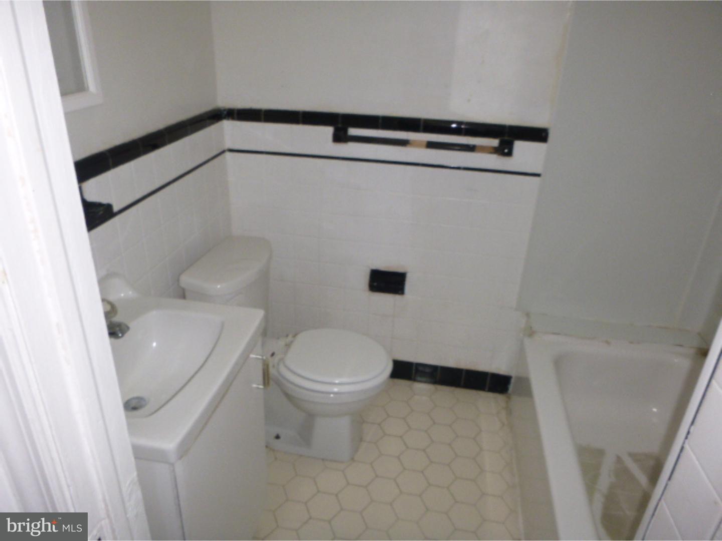 11 Concord Road Darby, PA 19023 - Photo 9 of 13