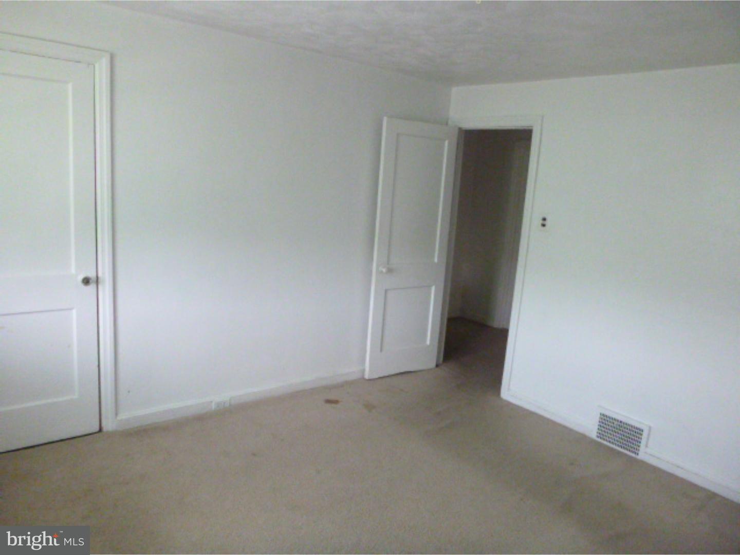 11 Concord Road Darby, PA 19023 - Photo 10 of 13