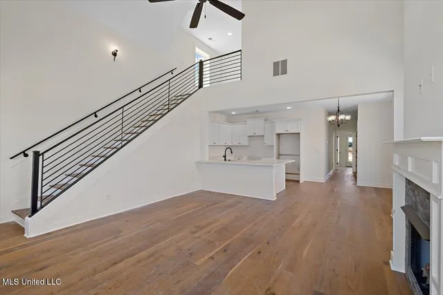 $370,900 | 781 Coahoma Court, Nesbit, MS 38651